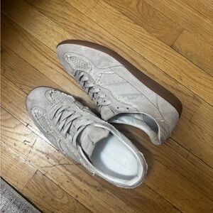 ALOHAS White and Beige Leather Sneaker